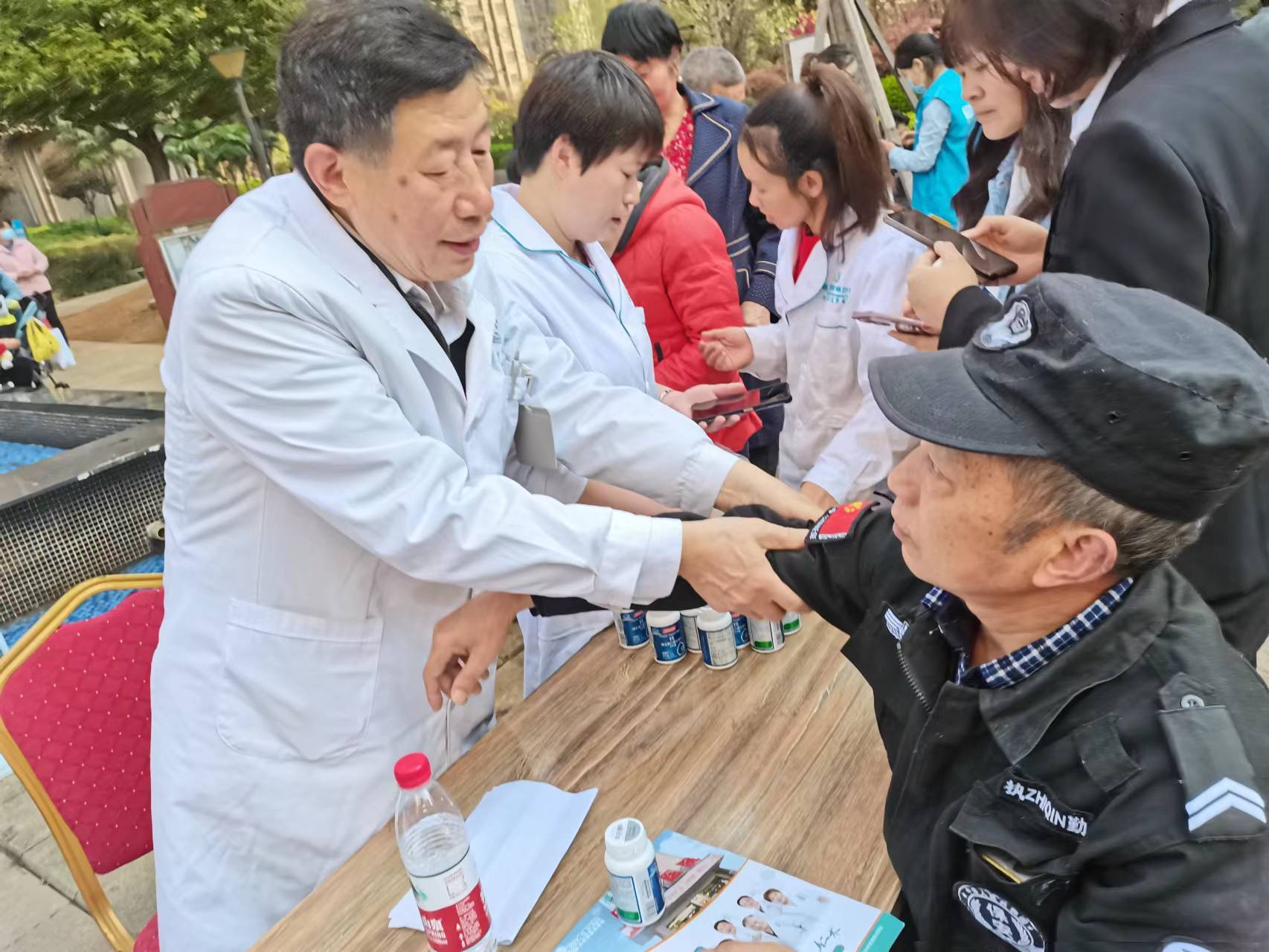 详细阅读:日喀则最新24小时高价回收医保长沙方法分析(最方便真实的日喀则长沙医废处理方法) 日喀则最新24小时高价回收医保长沙方法分析(最方便真实的日喀则长沙医废处理方法)